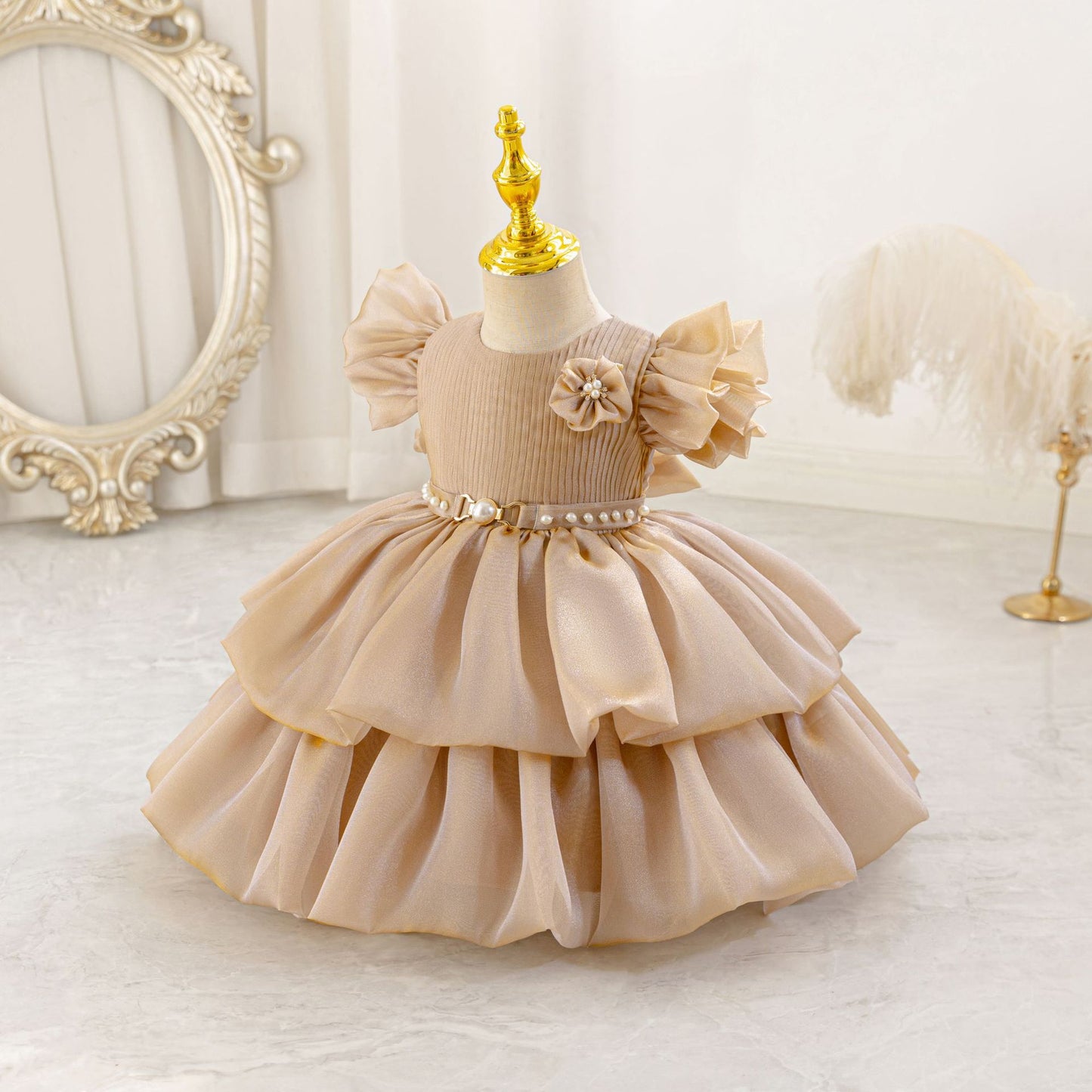 Spot export children's dress with beaded puffy princess style and floral pattern, perfect for baby girls.