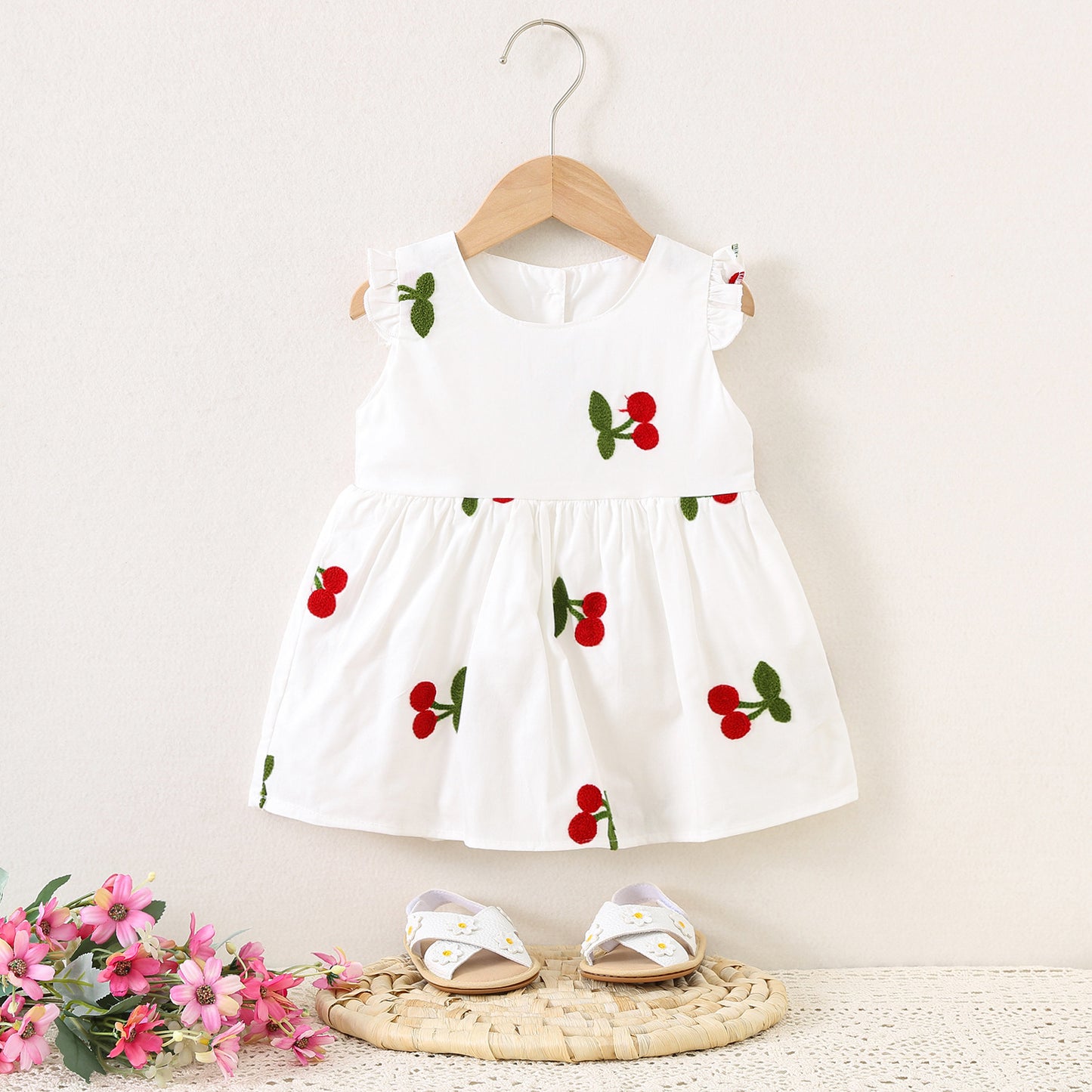 Imported đ Baby Girlsâ Sleeveless Cherry Embroidered Cotton Dress â Summer New Arrival