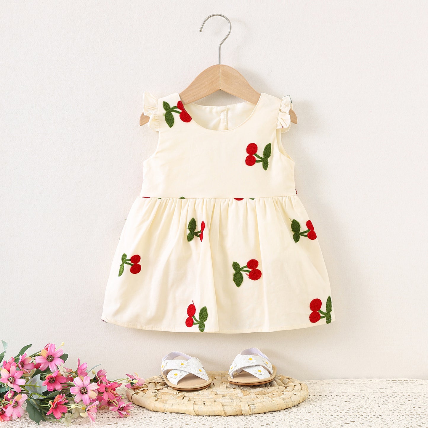 Imported đ Baby Girlsâ Sleeveless Cherry Embroidered Cotton Dress â Summer New Arrival