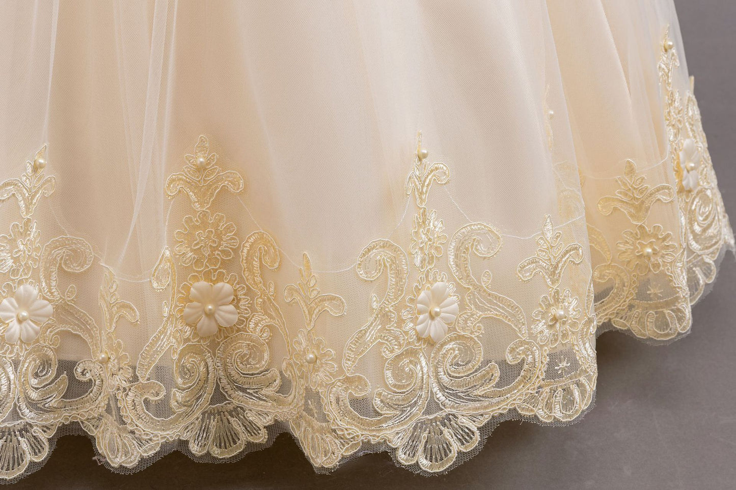 Imported ✨ Girls’ Long-Sleeve Lace Princess Dress – Wedding & Birthday Flower Girl Dress